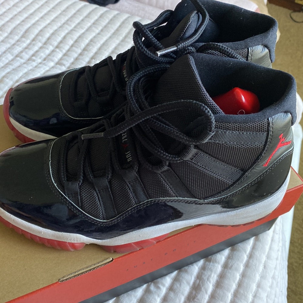 Air Jordan 11 Retro Bred